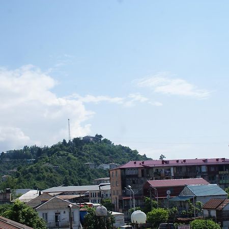 Hotel Vakhtanguri Batumi Bagian luar foto