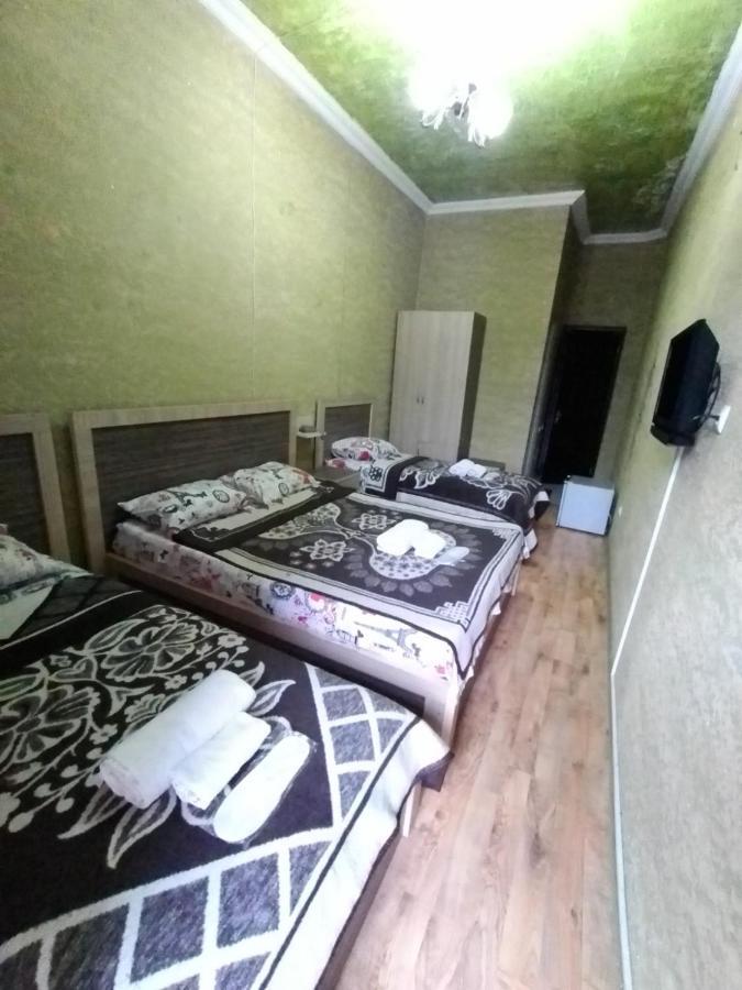 Hotel Vakhtanguri Batumi Bagian luar foto